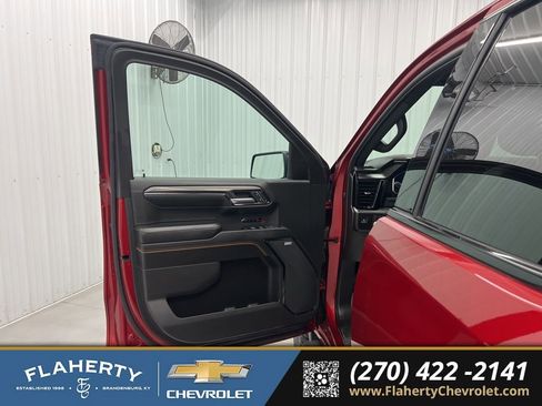 Used 2024 GMC Sierra 1500 AT4 w/ AT4 Premium Package image 8