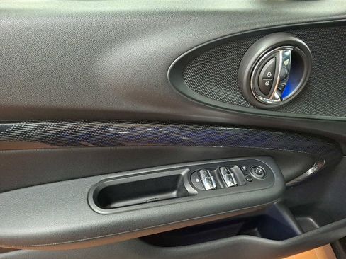 Used 2017 MINI Cooper Clubman S image 8