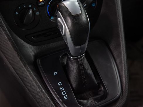 Used 2015 Ford Transit Connect XL FWD image 17