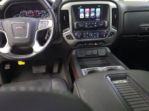 Used 2018 GMC Sierra 1500 SLT AWD/4WD image 11