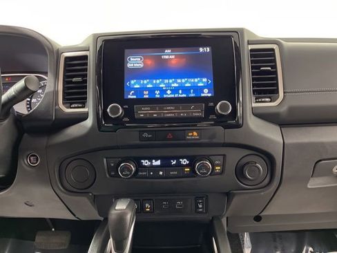 Used 2024 Nissan Frontier SV w/ Technology Package RWD image 25