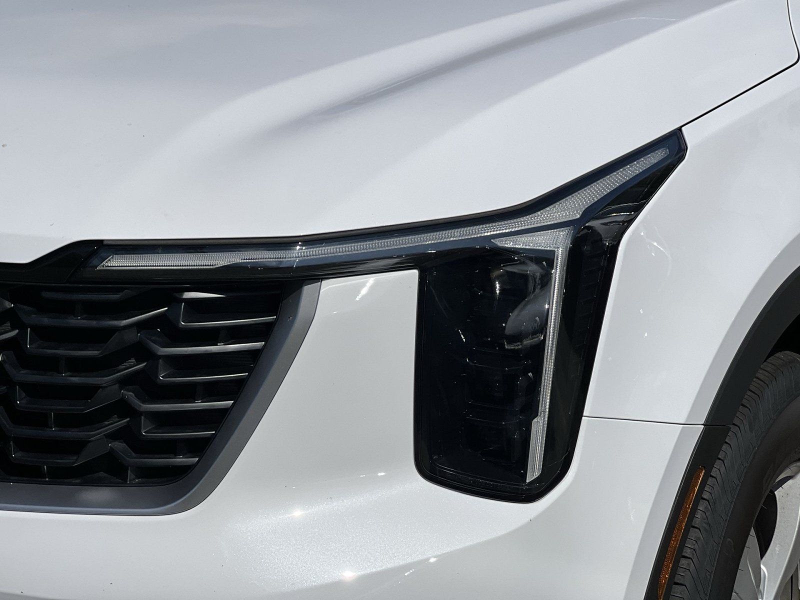 New 2026 Kia Sorento LX FWD image 13