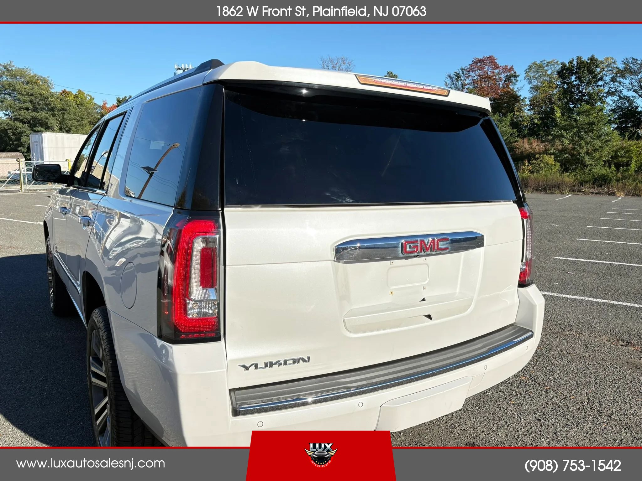 Used 2019 GMC Yukon Denali w/ Denali Ultimate Package AWD/4WD image 15