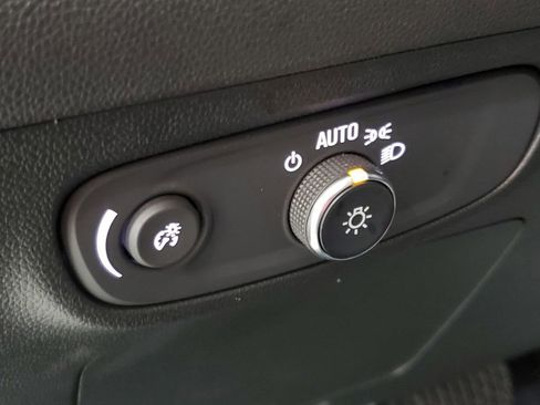Used 2024 Buick Encore GX Preferred FWD image 31