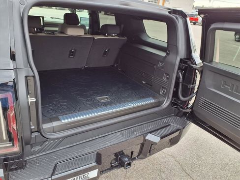 New 2026 GMC Hummer EV SUV image 26