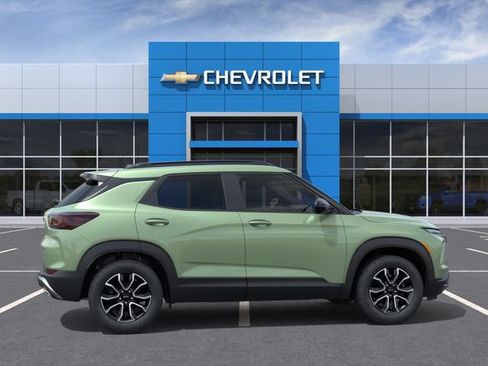 New 2026 Chevrolet TrailBlazer ACTIV w/ Convenience Package FWD image 5