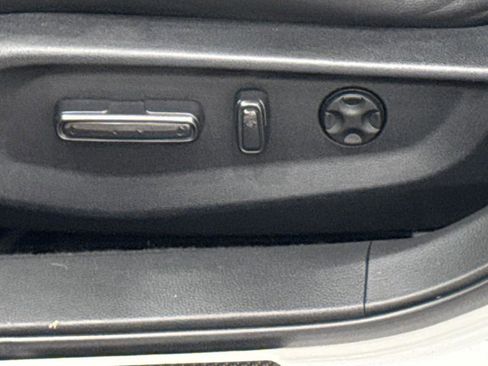 Used 2019 Honda Accord Sport image 13