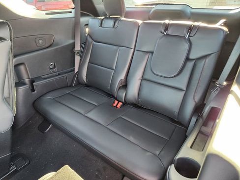 New 2026 Ford Explorer ST-Line w/ ST-Line Street Pack image 31