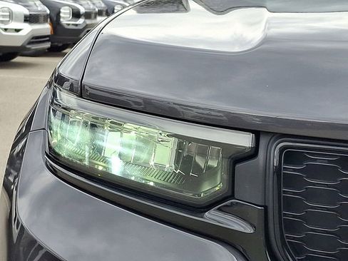 Used 2023 Jeep Grand Cherokee Altitude AWD/4WD image 9