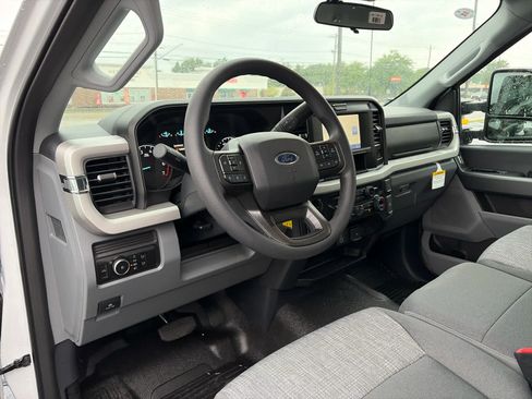 New 2026 Ford F250 XLT w/ FX4 Off-Road Package AWD/4WD image 19