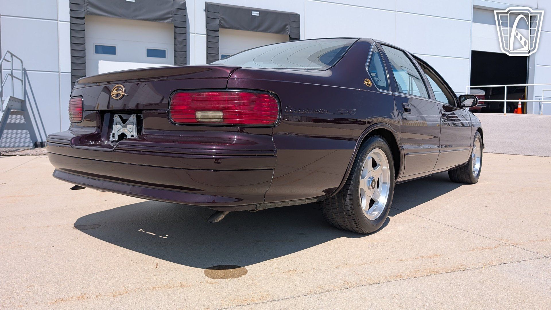 Used 1995 Chevrolet Impala SS RWD image 16