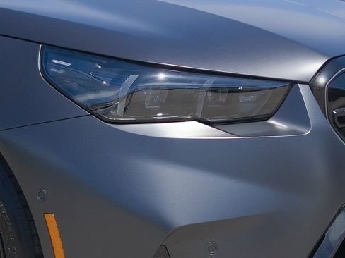 New 2026 BMW M5 w/ Executive Package image 5