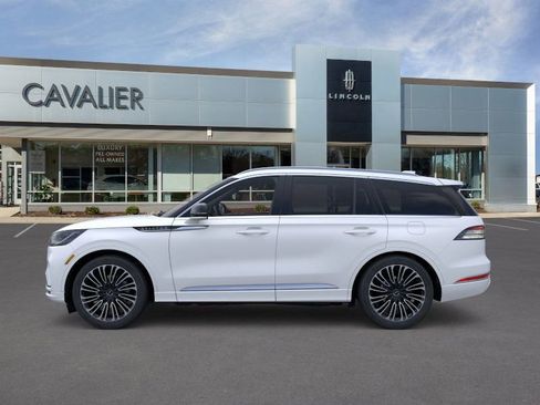 New 2026 Lincoln Aviator Black Label w/ Dynamic Handling Package image 3