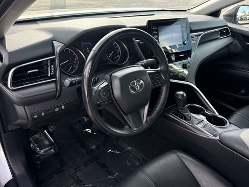 Used 2024 Toyota Camry SE FWD image 10
