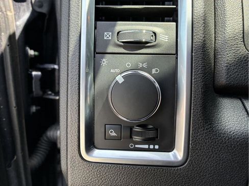 Used 2021 RAM 1500 Classic Warlock AWD/4WD image 14