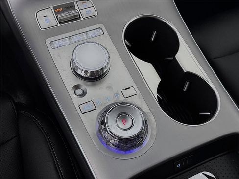 New 2026 Genesis GV70 2.5T Select AWD/4WD image 19