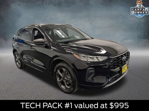 Used 2023 Ford Escape ST-Line w/ Tech Pack #1 AWD/4WD image 3