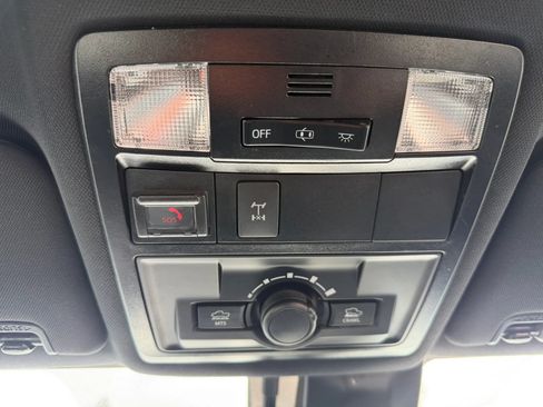 Used 2021 Toyota Tacoma TRD Off-Road w/ Technology Package AWD/4WD image 29
