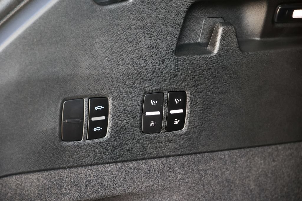 New 2026 Porsche Cayenne Turbo AWD/4WD image 67