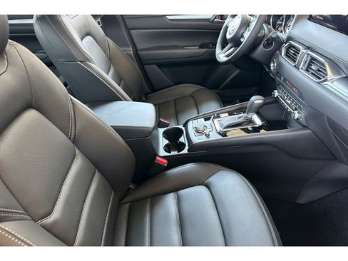 New 2025 MAZDA CX-5 AWD 2.5 S w/ Preferred Package image 15