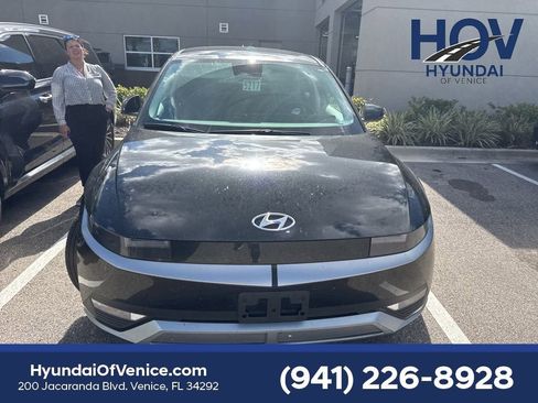 Certified 2022 Hyundai Ioniq 5 SE image 13