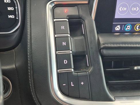Used 2021 GMC Yukon XL SLE w/ Gmc Pro Safety Plus Package AWD/4WD image 10