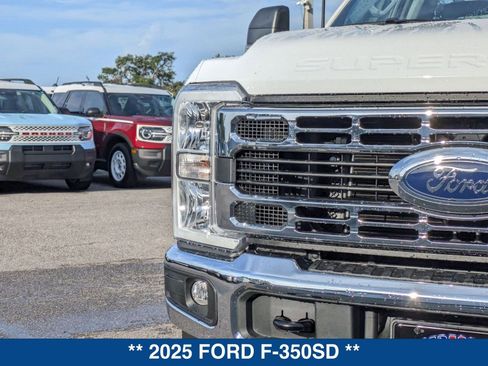 New 2025 Ford F350 XL w/ XL Chrome Package image 10