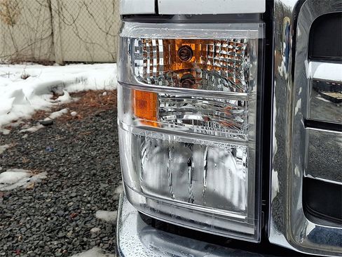 Used 2026 Ford E-350 and Econoline 350 Super Duty w/ Power Equipment Group image 4