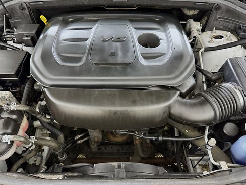 Used 2021 Jeep Grand Cherokee Limited image 29