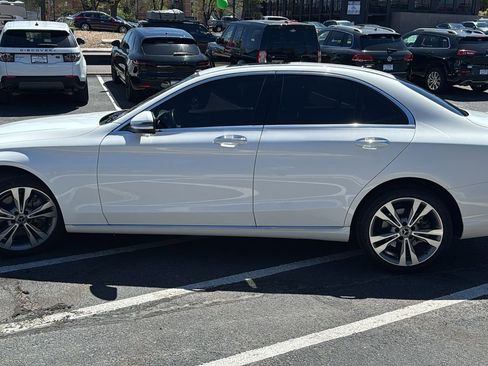 Used 2019 Mercedes-Benz C 300 4MATIC Sedan image 6