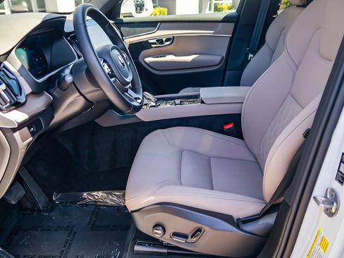Used 2026 Volvo XC90 B5 Core image 20