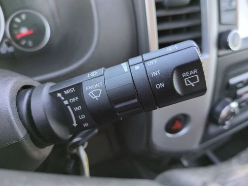 Used 2015 Nissan Xterra PRO-4X image 25