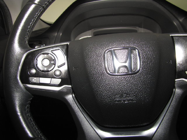 Used 2021 Honda Pilot Touring image 28
