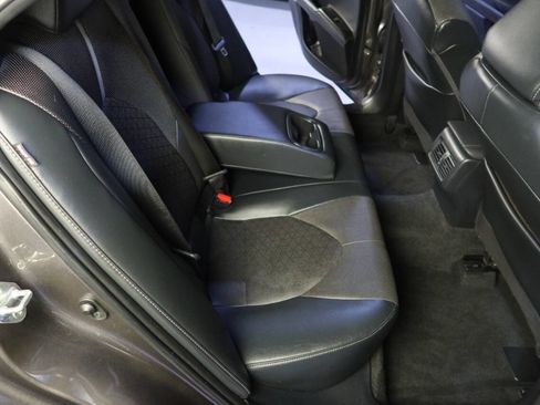 Used 2023 Toyota Camry XSE w/ Navigation Package image 15