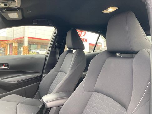 Used 2024 Toyota Corolla SE FWD image 9