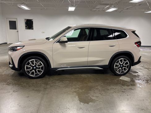 Used 2026 BMW X1 xDrive28i w/ Convenience Package image 2