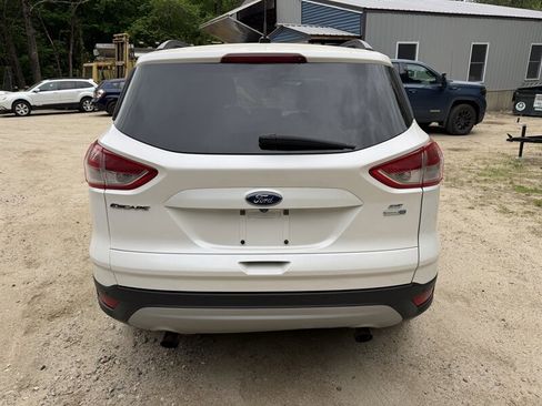 Used 2016 Ford Escape SE w/ SE Leather Comfort Package AWD/4WD image 6