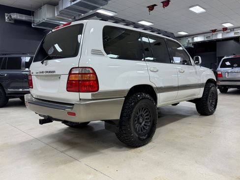 Used 2000 Toyota Land Cruiser image 11
