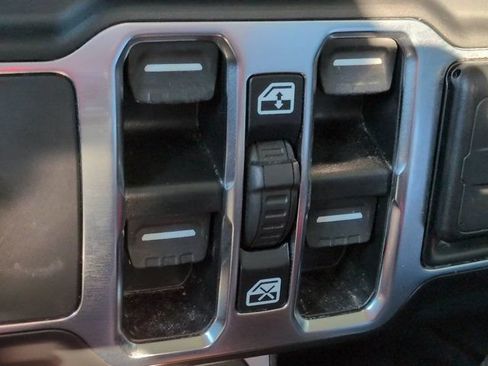 Used 2021 Jeep Gladiator Mojave w/ Trailer Tow Package AWD/4WD image 21