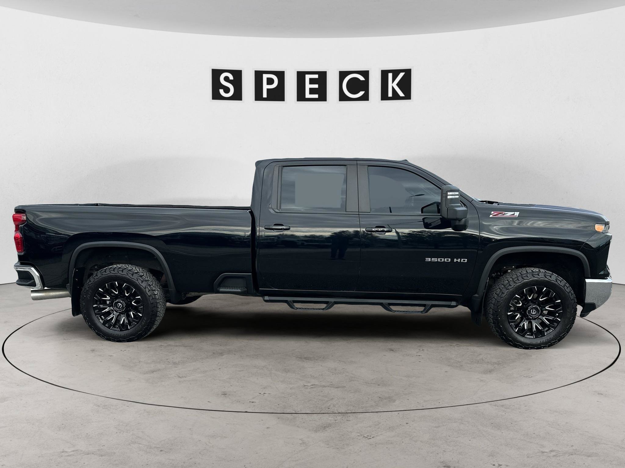 Used 2024 Chevrolet Silverado 3500 LT w/ Convenience Package AWD/4WD image 6