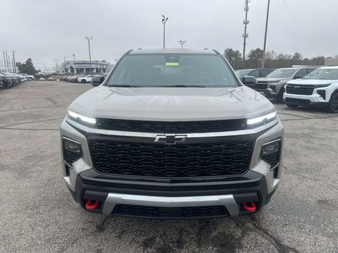 New 2026 Chevrolet Traverse Z71 w/ Enhanced Driving Package image 8