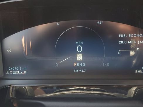 Certified 2023 Lincoln Corsair Reserve FWD image 13
