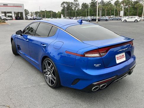 Used 2022 Kia Stinger GT1 RWD image 3