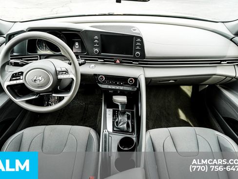 Used 2023 Hyundai Elantra SEL image 26