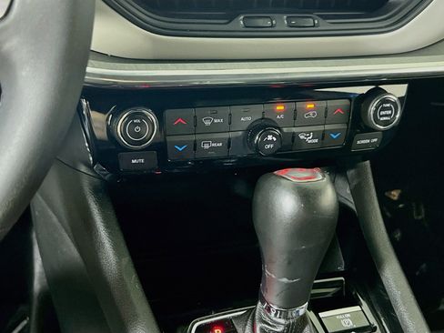 Used 2023 Jeep Compass Limited w/ Elite Group AWD/4WD image 16