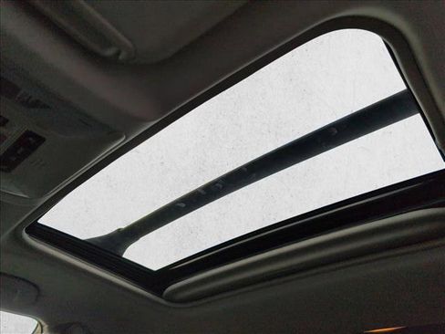 Used 2020 Toyota RAV4 TRD Off-Road image 16