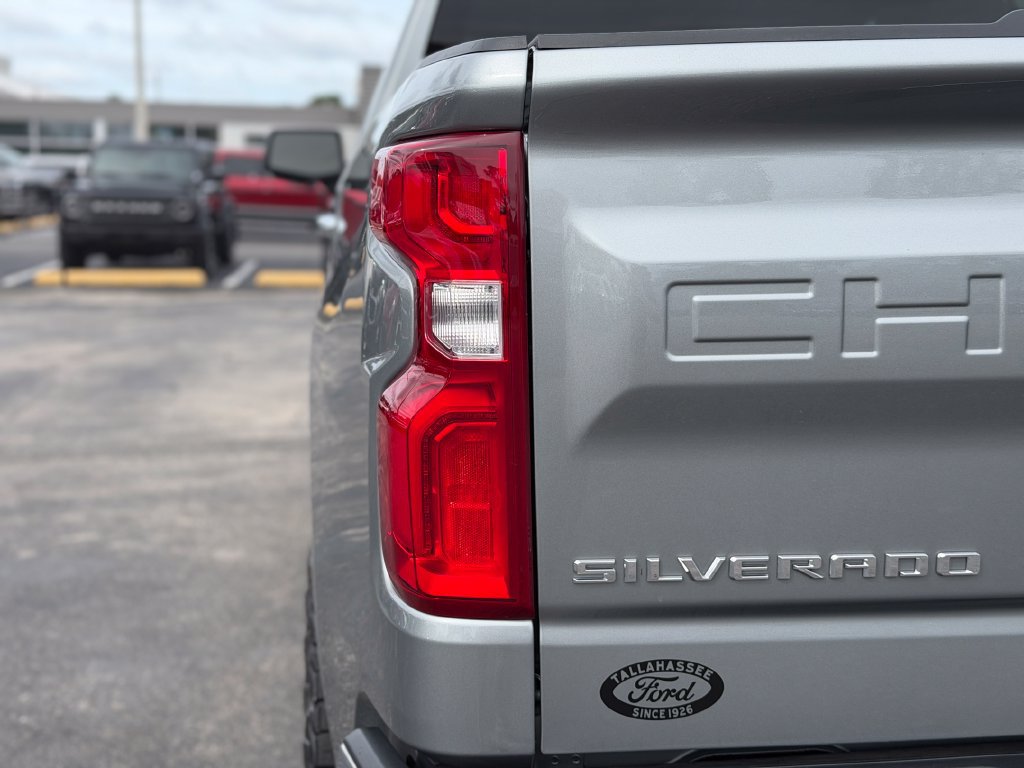 Used 2026 Chevrolet Silverado 1500 LTZ w/ Z71 Off-Road Package AWD/4WD image 11