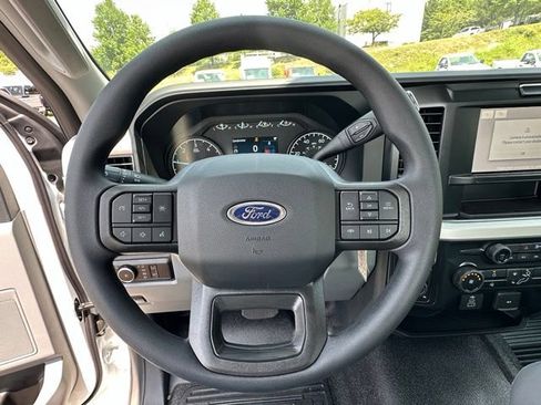 New 2026 Ford F550 4x4 Regular Cab Super Duty image 8