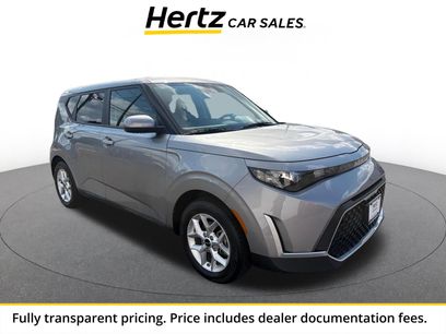 Used 2025 Kia Soul LX w/ LX Technology Package