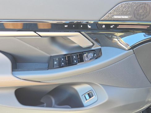 New 2026 BMW 530i w/ M Sport Package RWD image 17